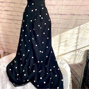 New with tag Boohoo faux wrap skirt- size 22